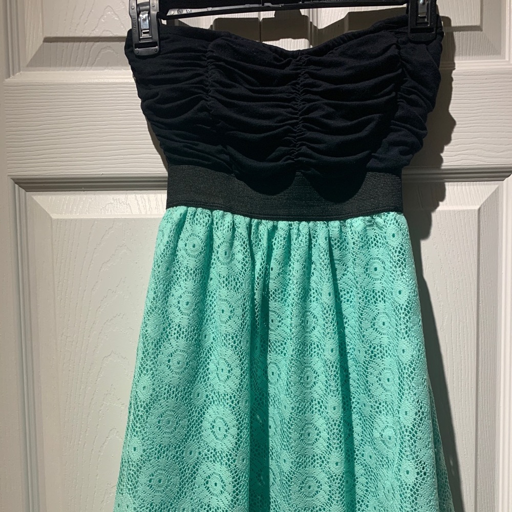 Fun Dress/Shirt Black/Green Strapless